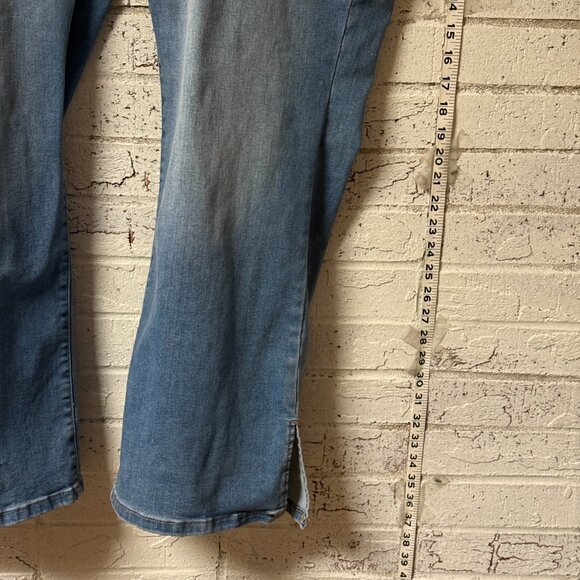 Nine West Plus Size Bootcut Jeans 26W Plus Size - Picture 3 of 11